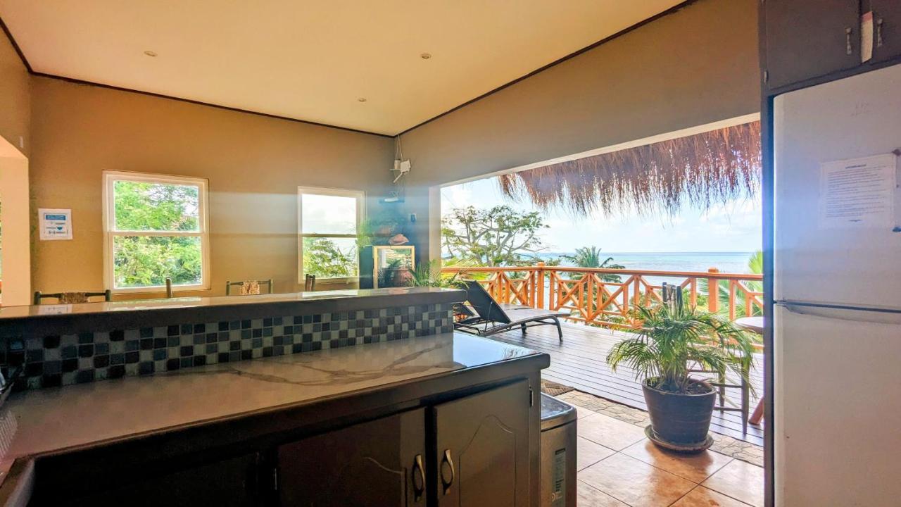 Sunset Lane Hotel Laborie Luaran gambar